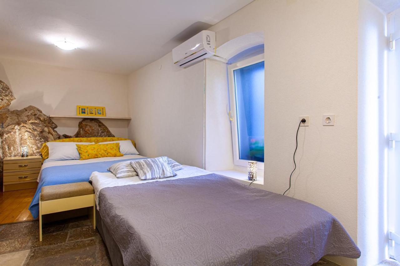 Room M Cres Exterior photo